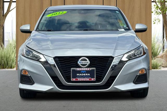 Photo of 2022 Brilliant Silver Metallic Nissan Altima