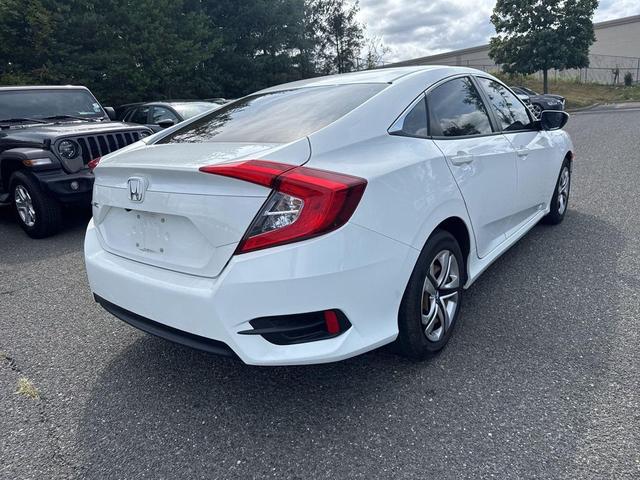 Photo of 2016 0q Honda Civic