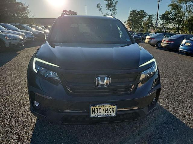 Photo of 2022 Crystal Black Pearl Honda Pilot