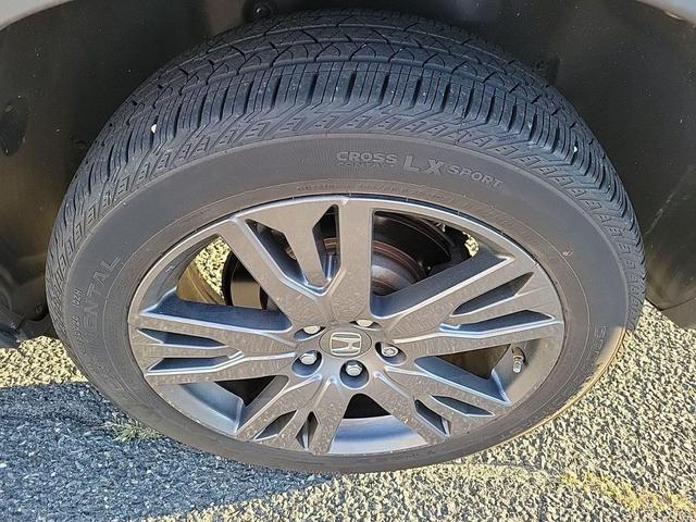 Photo of 2022 Crystal Black Pearl Honda Pilot