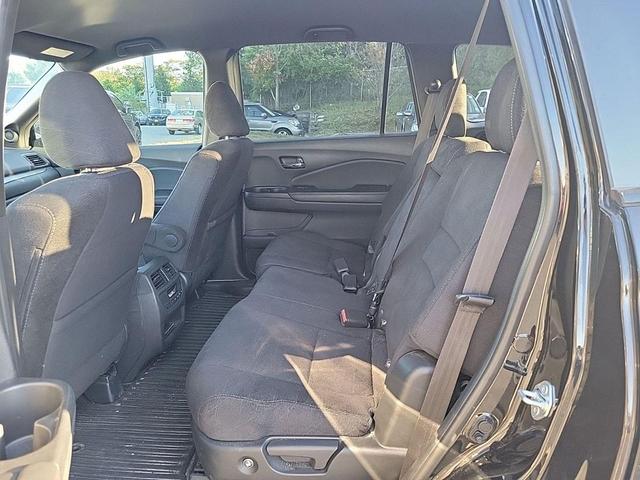 Photo of 2022 Crystal Black Pearl Honda Pilot