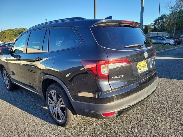 Photo of 2022 Crystal Black Pearl Honda Pilot
