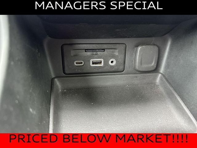 Photo of 2018 Summit White GMC Terrain