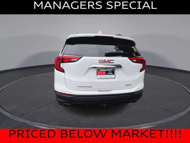 Photo of 2018 Summit White GMC Terrain