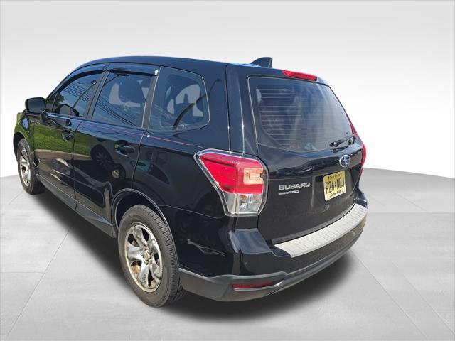 Photo of 2017 Crystal Black Silica Subaru Forester