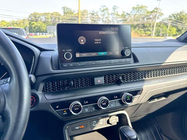 Photo of 2023 Blue Honda CR-V Hybrid