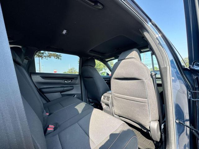 Photo of 2023 Blue Honda CR-V Hybrid