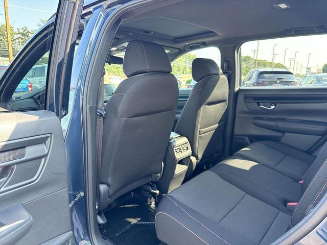 Photo of 2023 Blue Honda CR-V Hybrid