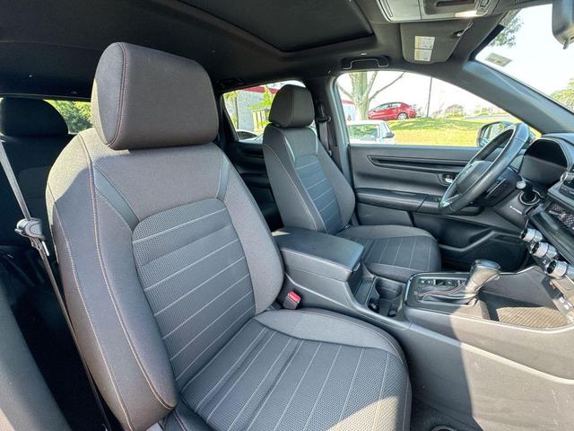 Photo of 2023 Blue Honda CR-V Hybrid