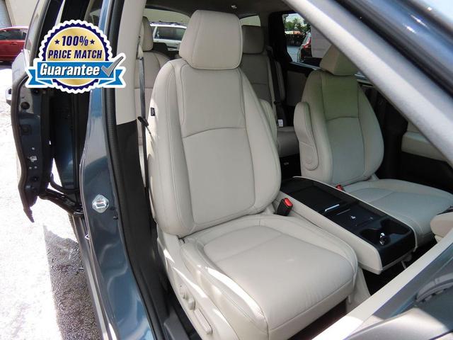 Photo of 2026 Smoke Blue Pearl Honda Odyssey
