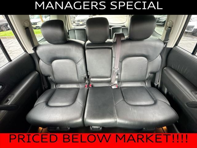 Photo of 2016 Black Obsidian INFINITI QX80