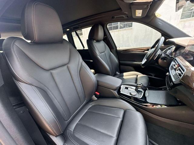 Photo of 2022 Dark Graphite Metallic BMW X3