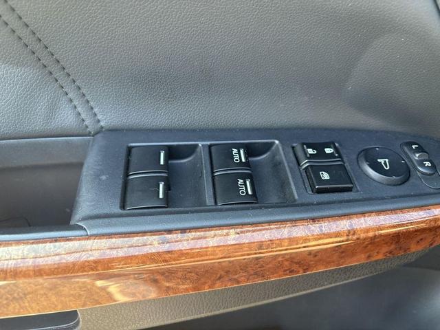 Photo of 2012 Crystal Black Pearl Honda Accord
