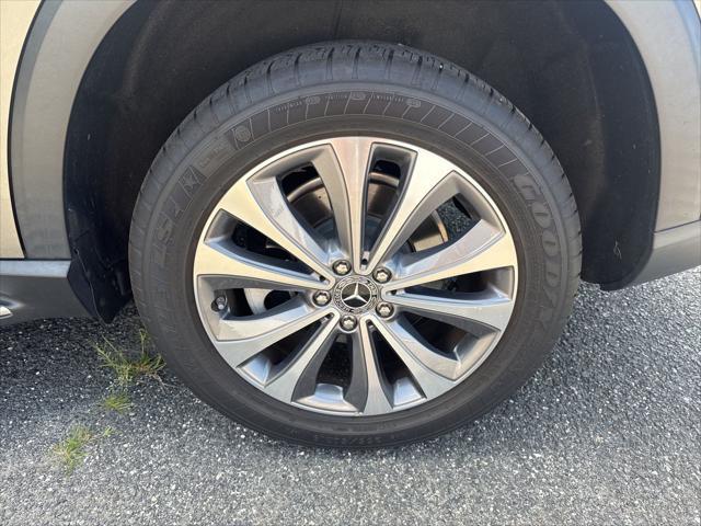 Photo of 2020 Silver Mercedes-Benz GLE 350