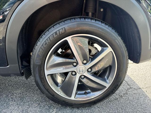 Photo of 2022 Crystal Black Pearl Honda HR-V