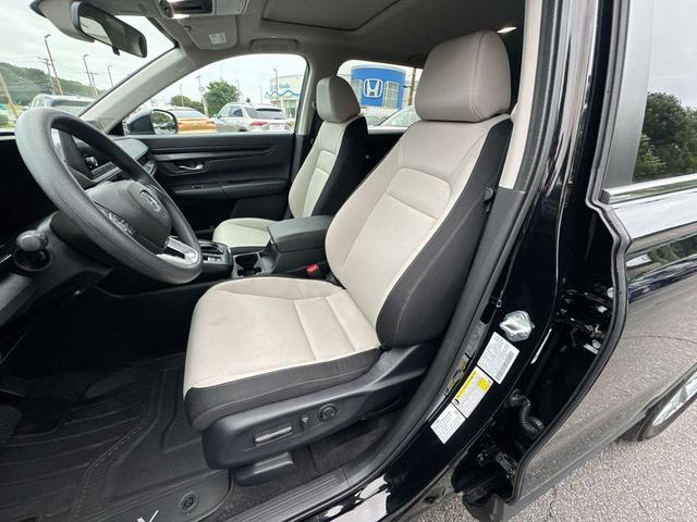 Photo of 2025 Black Honda CR-V
