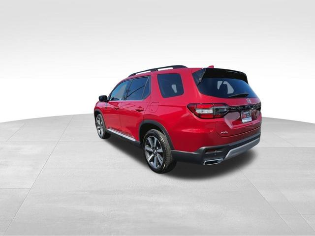 Photo of 2024 Radiant Red Metallic II Honda Pilot