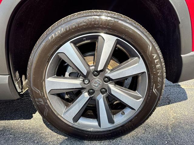 Photo of 2024 Radiant Red Metallic II Honda Pilot