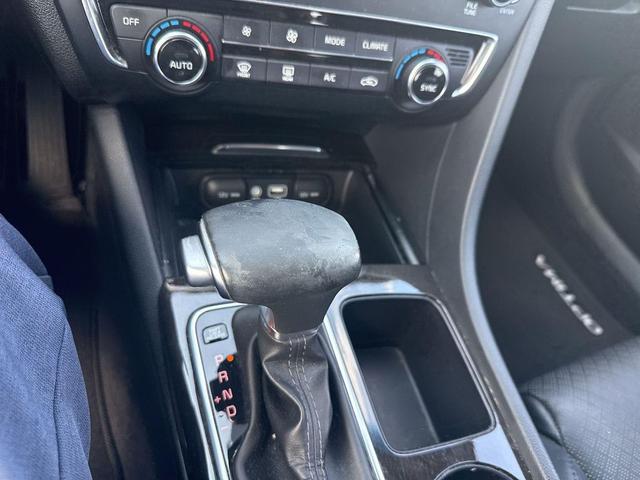 Photo of 2018 Ebony Black Kia Optima