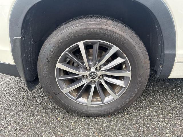 Photo of 2018 Blizzard Pearl Toyota Highlander