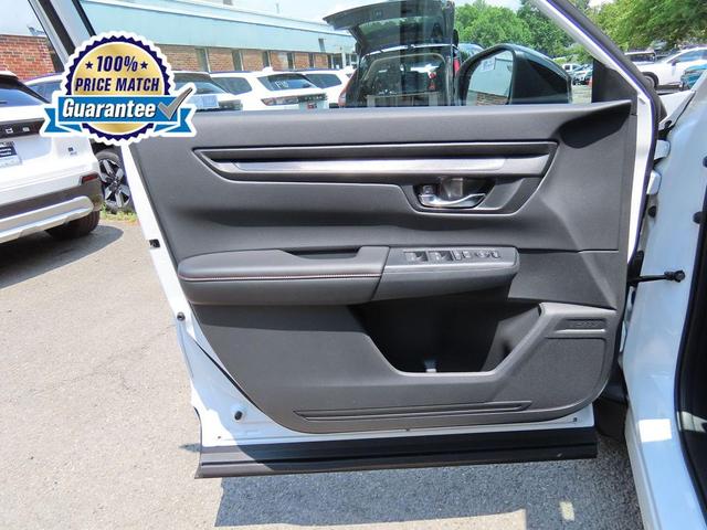 Photo of 2026 Platinum White Pearl Honda CR-V Hybrid