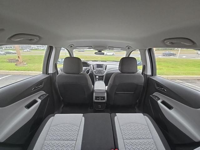 Photo of 2023 Blue Glow Metallic Chevrolet Equinox
