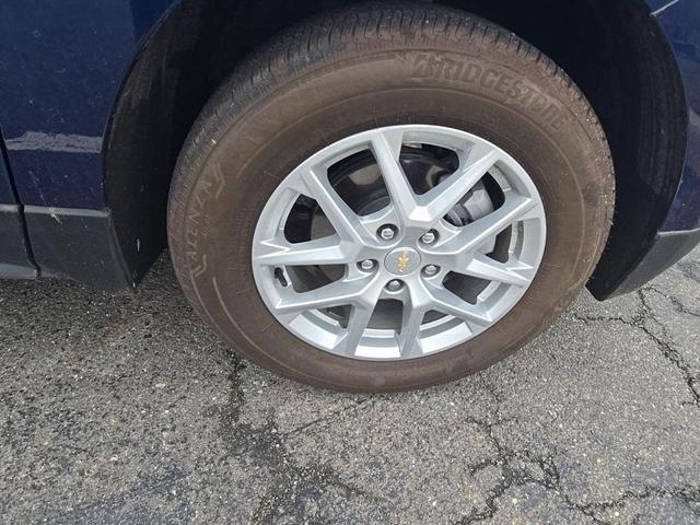 Photo of 2023 Blue Glow Metallic Chevrolet Equinox