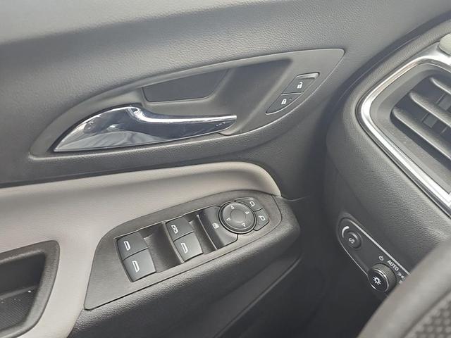 Photo of 2023 Blue Glow Metallic Chevrolet Equinox