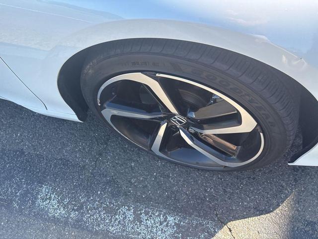 Photo of 2022 Platinum White Pearl Honda Accord