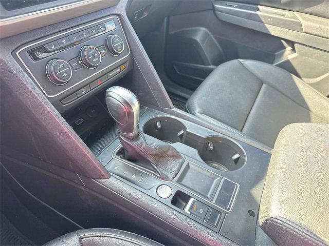 Photo of 2019 Platinum Gray Metallic Volkswagen Atlas
