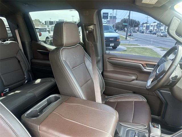 Photo of 2023 White Frost Tri-Coat GMC Sierra 1500