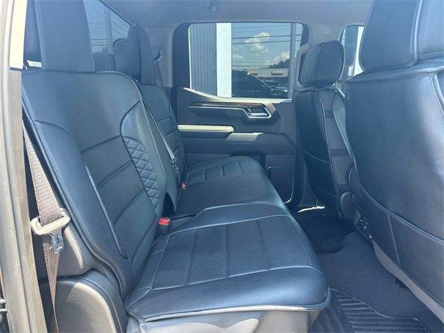Photo of 2024 Onyx Black GMC Sierra 1500