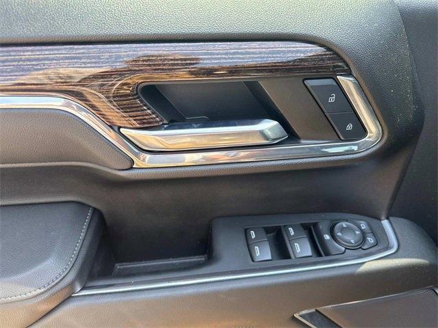 Photo of 2024 Onyx Black GMC Sierra 1500