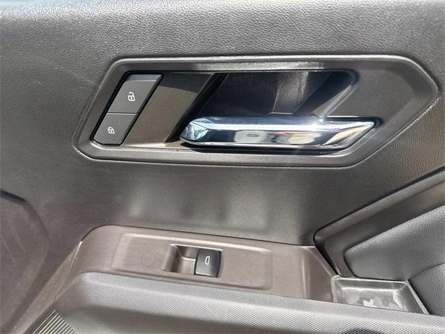 Photo of 2024 Summit White GMC Canyon
