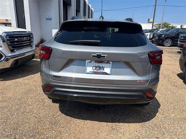 Photo of 2025 Sterling Gray Metallic Chevrolet Trax