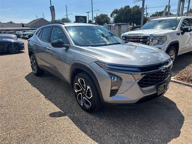 Photo of 2025 Sterling Gray Metallic Chevrolet Trax