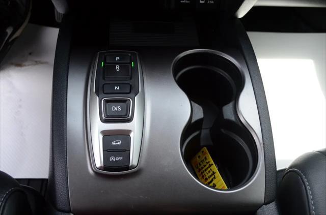 Photo of 2022 Crystal Black Pearl Honda Pilot