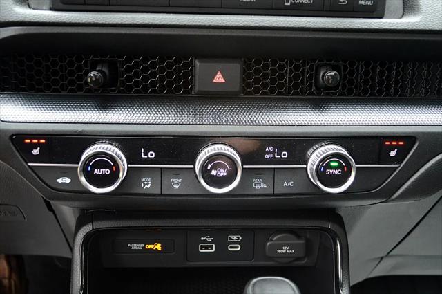 Photo of 2023 Crystal Black Pearl Honda CR-V Hybrid