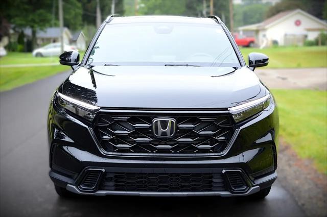 Photo of 2023 Crystal Black Pearl Honda CR-V Hybrid