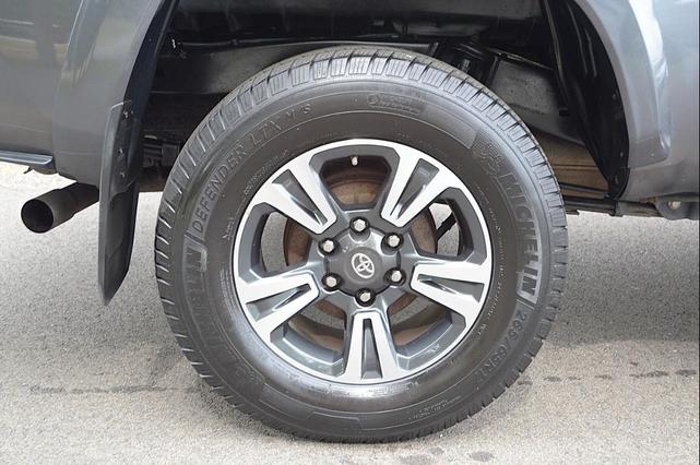 Photo of 2017 Magnetic Gray Toyota Tacoma