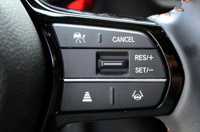 Photo of 2024 Nordic Forest Pearl Honda HR-V