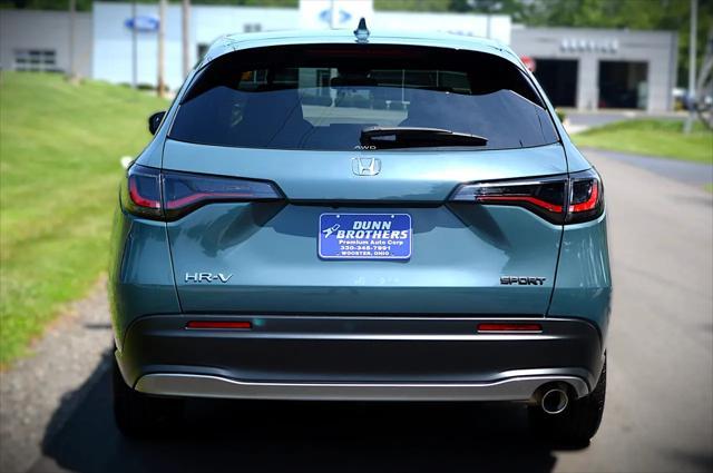 Photo of 2024 Nordic Forest Pearl Honda HR-V