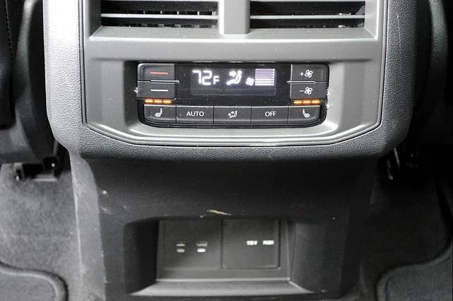 Photo of 2023 Deep Black Pearl Volkswagen Atlas