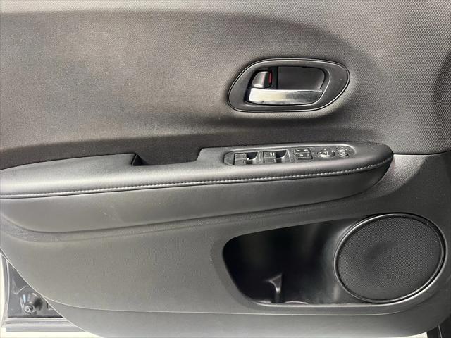 Photo of 2019 Crystal Black Pearl Honda HR-V