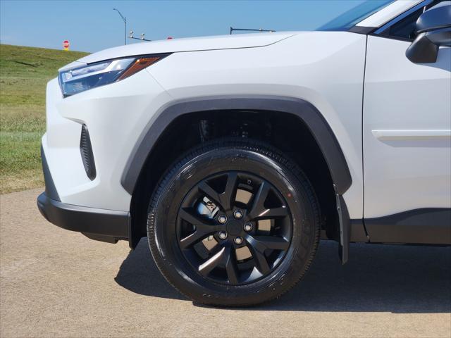 Photo of 2025 0040 Toyota RAV4