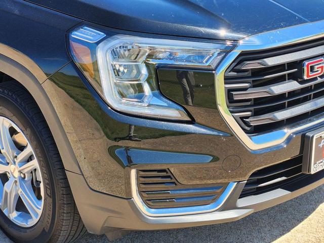 Photo of 2024 Ebony Twilight Metallic GMC Terrain
