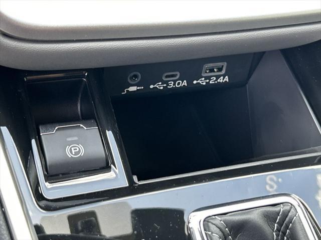 Photo of 2025 Magnetite Gray Metallic Subaru Outback