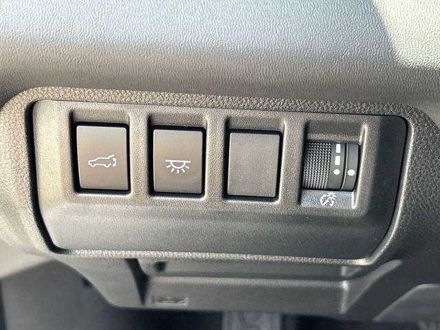Photo of 2025 Ice Silver Metallic Subaru Ascent