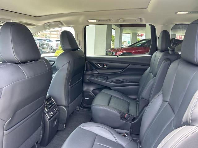 Photo of 2025 Ice Silver Metallic Subaru Ascent
