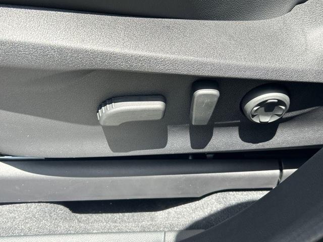 Photo of 2025 Ice Silver Metallic Subaru Ascent